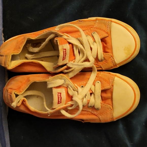 Levi's - Picture 2 of 6